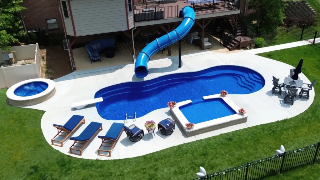 Copy of 091625 AugustPOTM 1Hero 1